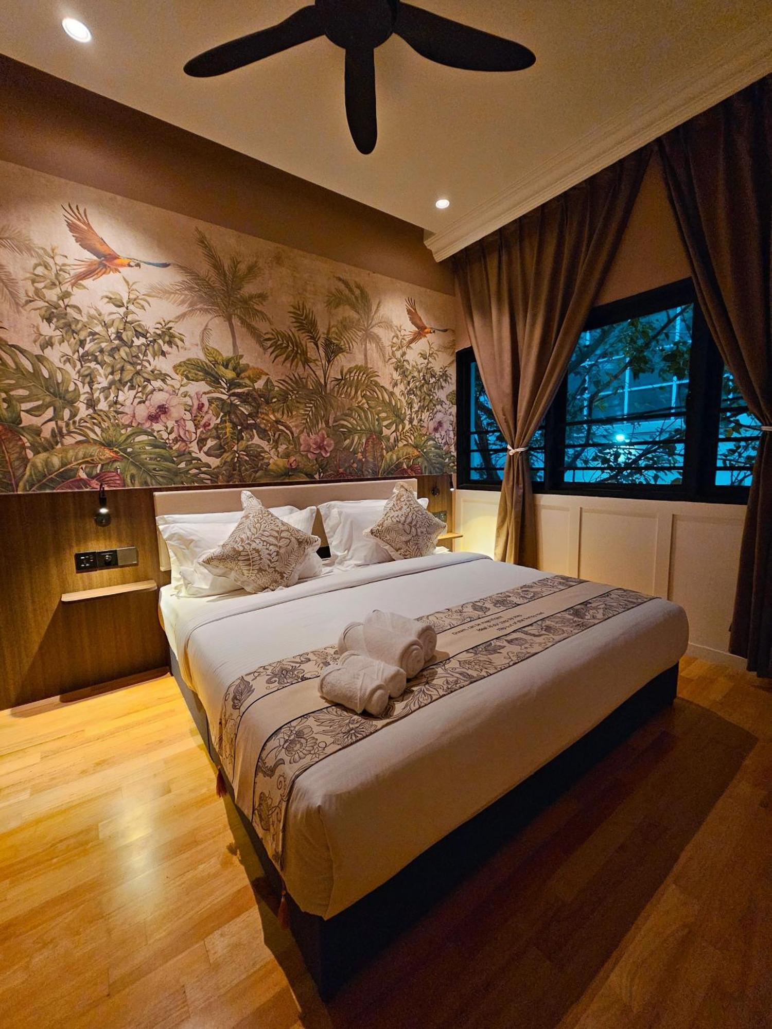 The Palm Suite At Lava Mansion George Town Exterior foto