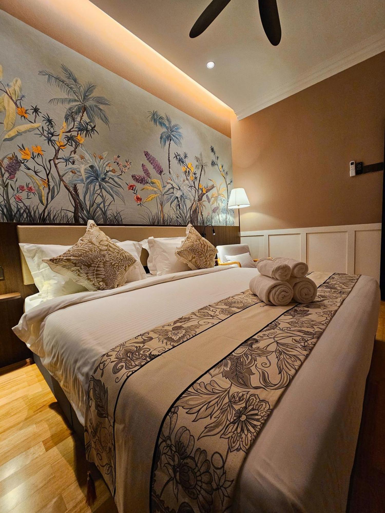 The Palm Suite At Lava Mansion George Town Exterior foto